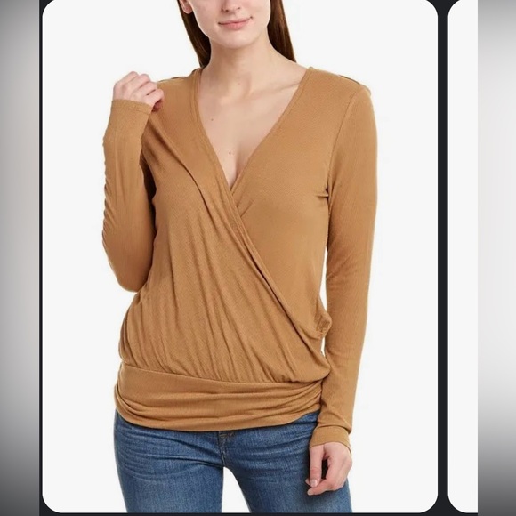 BCBGMAXAZRIA Women's Surplice Faux Wrap Knit Top Size XS - Picture 1 of 13